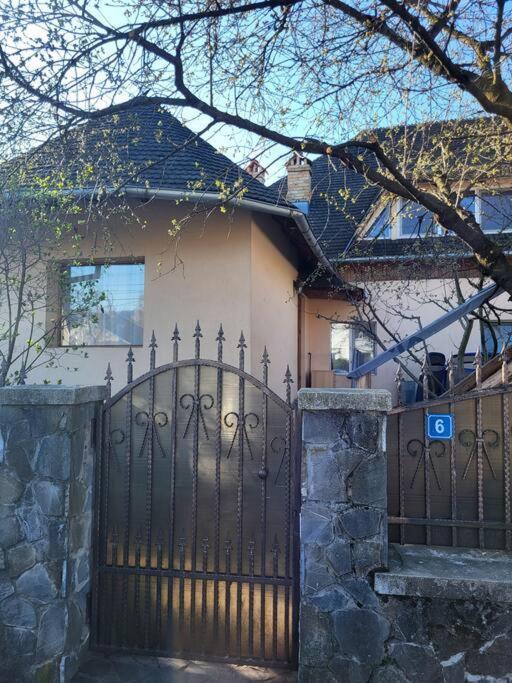 Casa Roza Διαμέρισμα Breaza  Εξωτερικό φωτογραφία